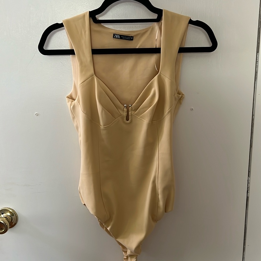 Yellow Zara bodysuit